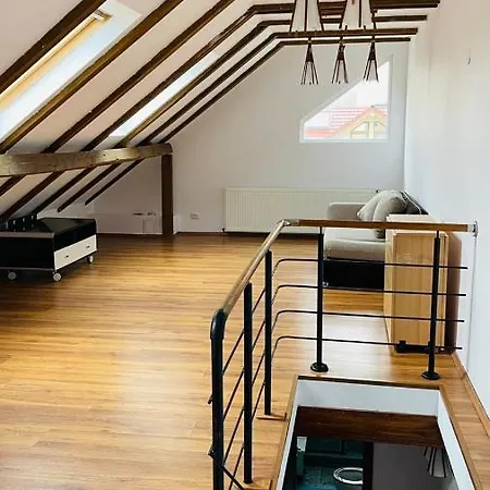 House With Fireplace *